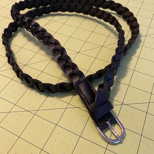 Black braided leather belt